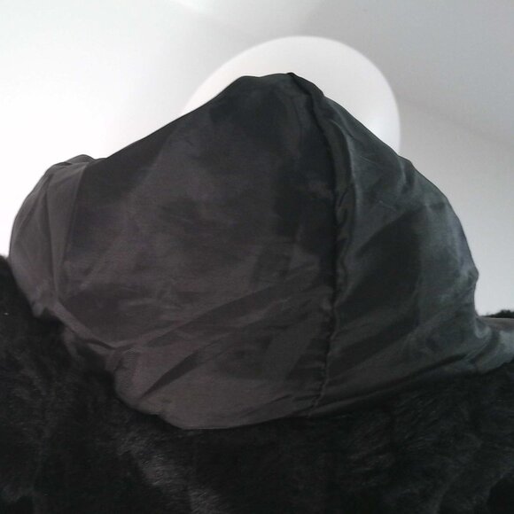 Women's Hooded Ribbed Faux Fur Jacket. Size is Large - Picture 9 of 14